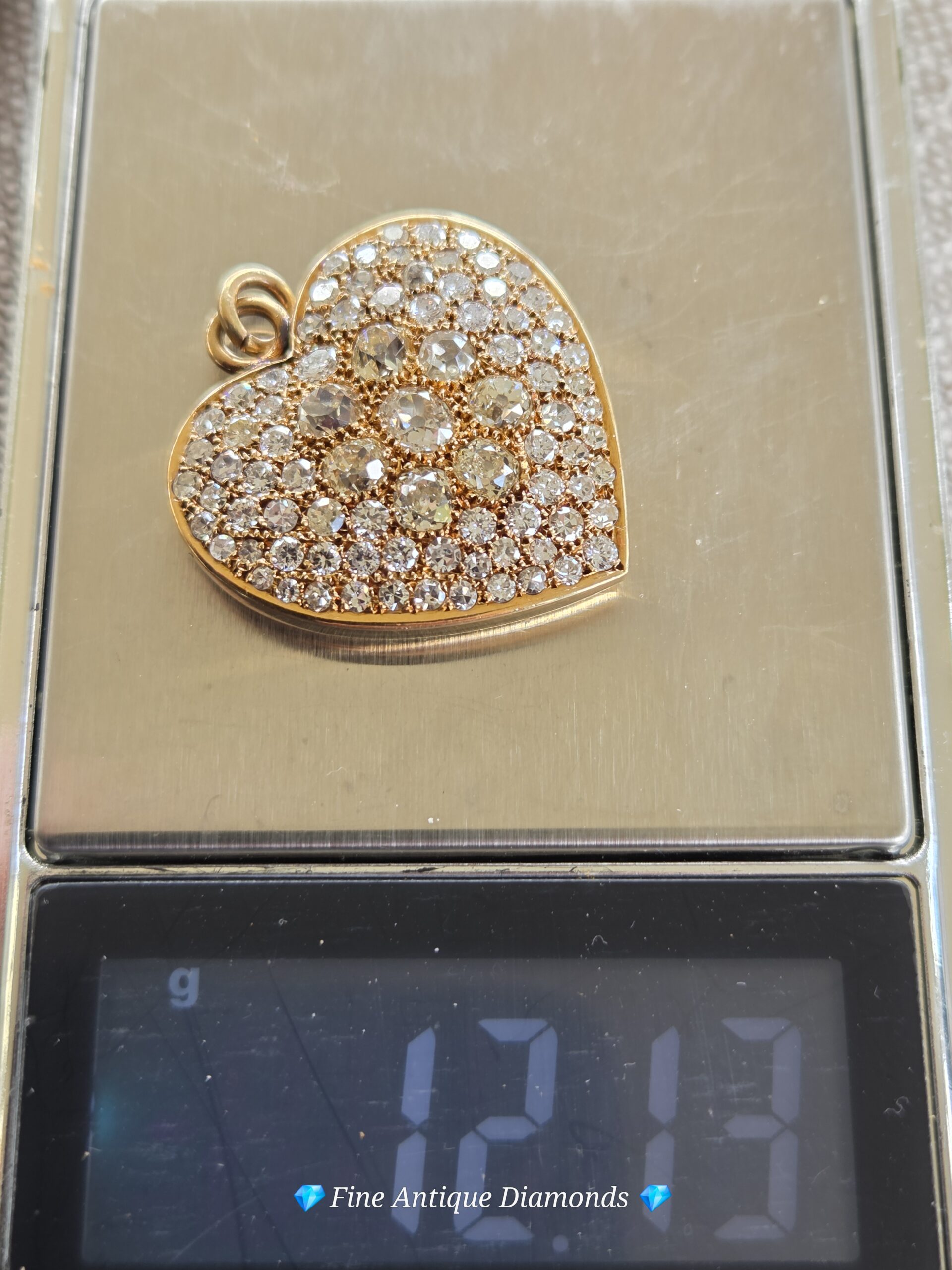Incredible Old cut Diamond pendant - Image 8