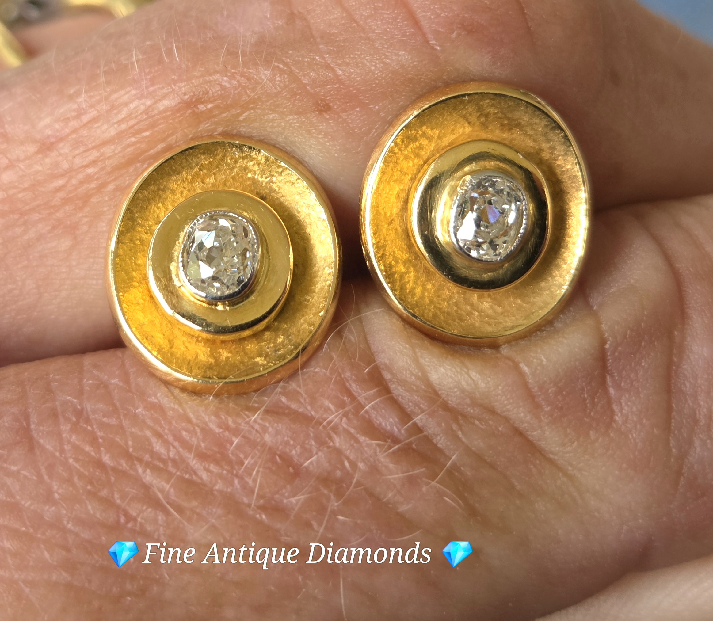 Quality Old Mine cut Stud earrings - Image 8