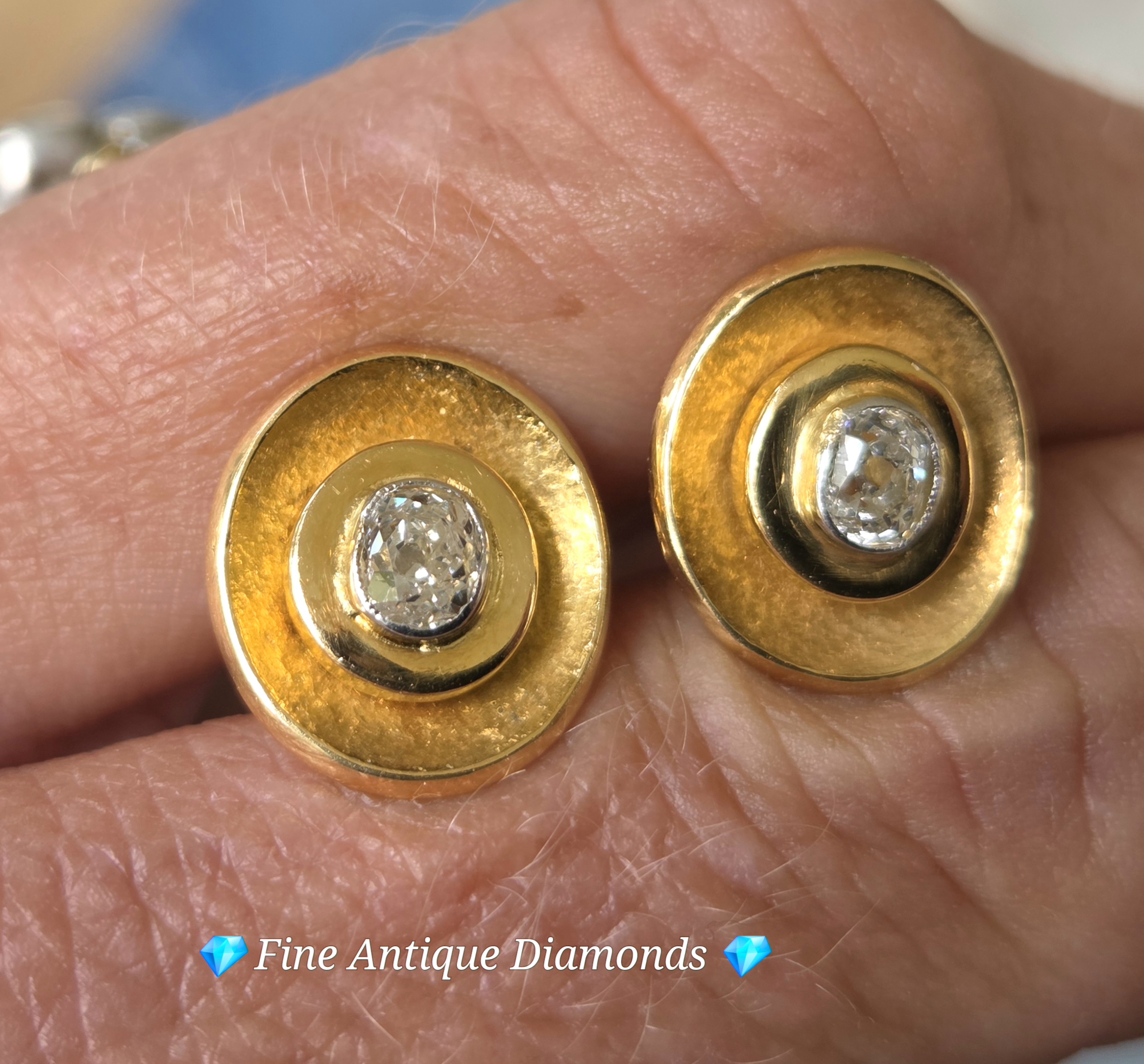 Quality Old Mine cut Stud earrings - Image 3