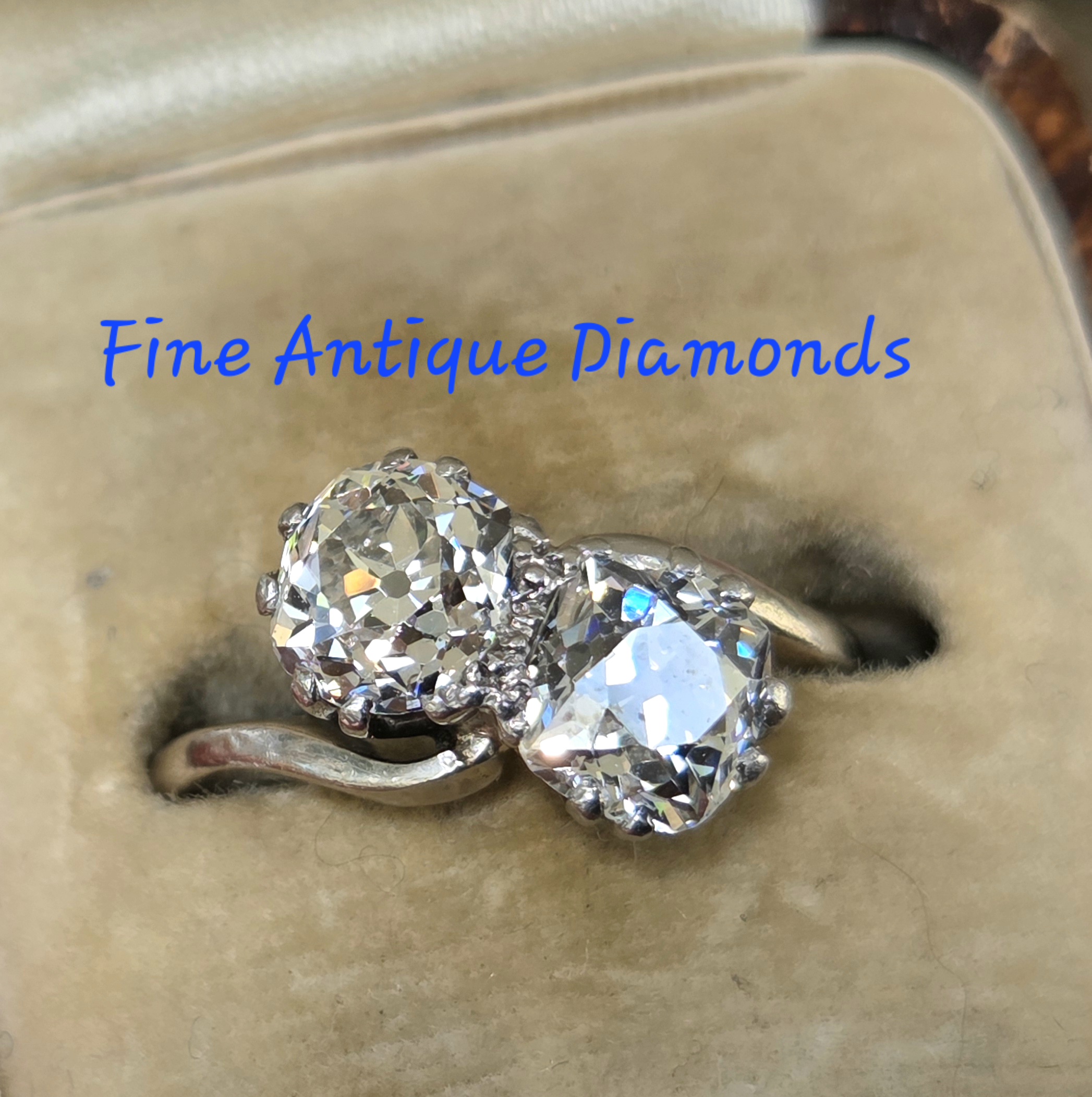 Top Class Old Mine cut diamond Toi et Moi Ring - Image 8