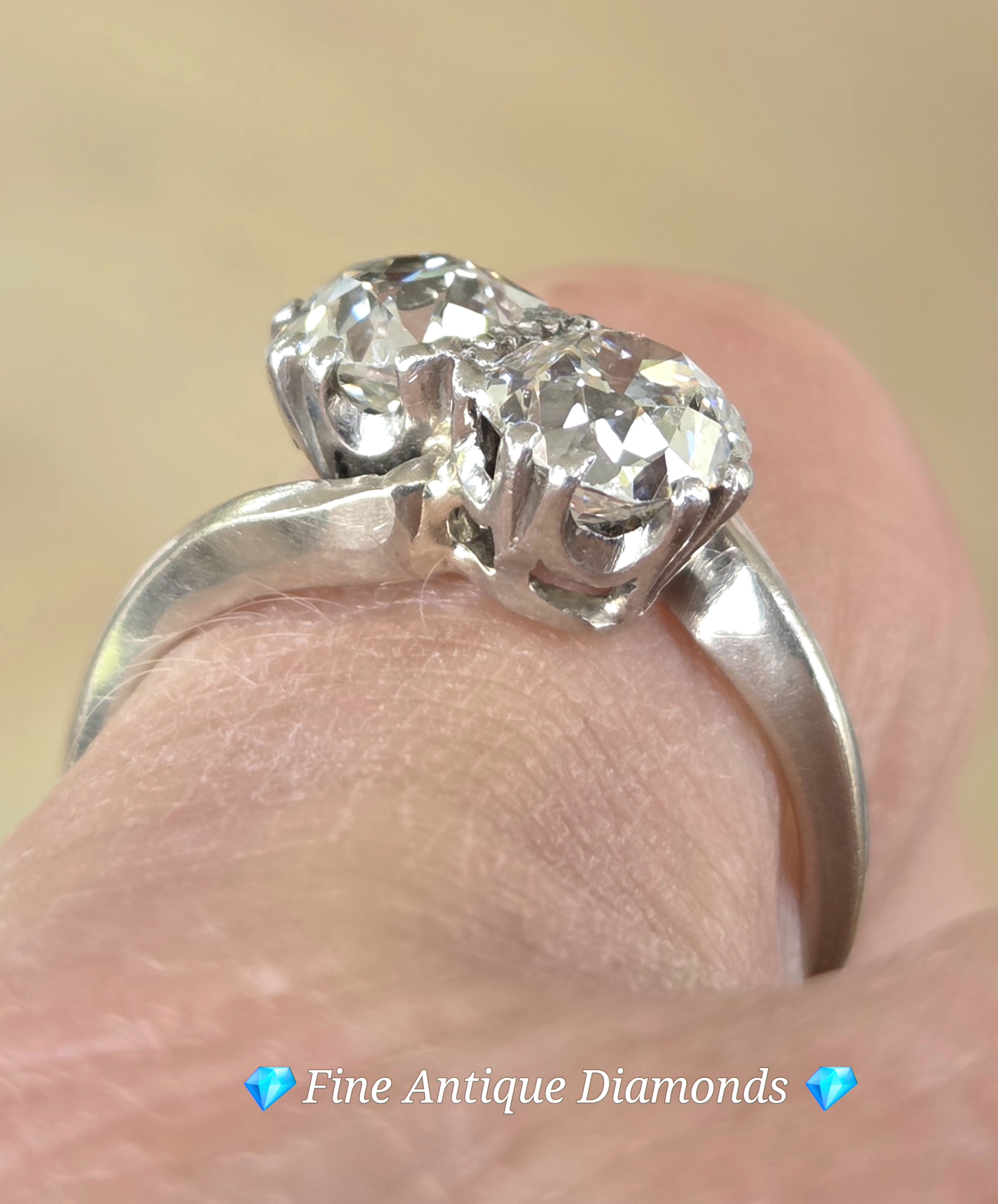 Top Class Old Mine cut diamond Toi et Moi Ring - Image 13
