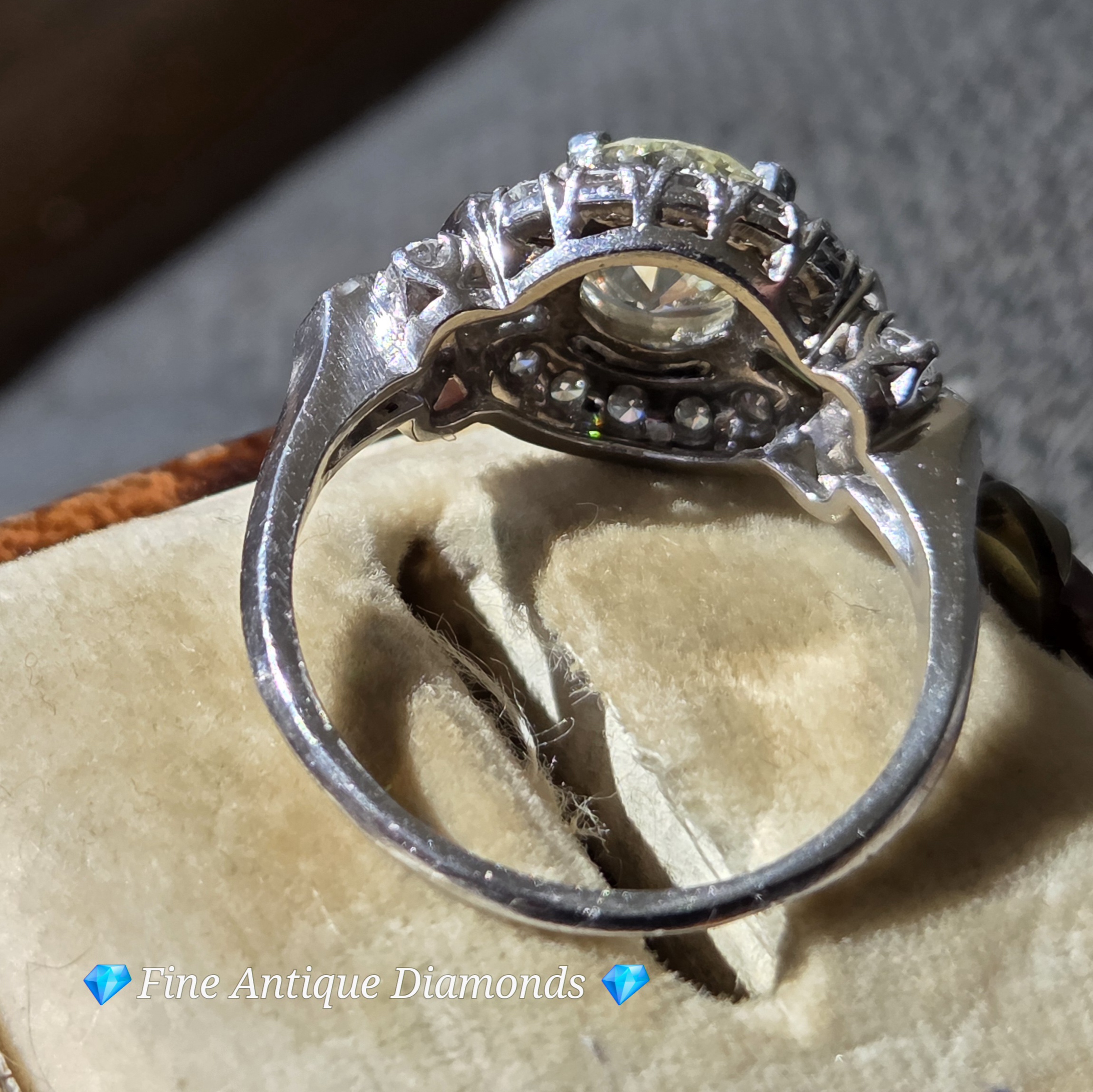 Outstanding quality!! Old Cut Diamond Statement piece! - Image 3