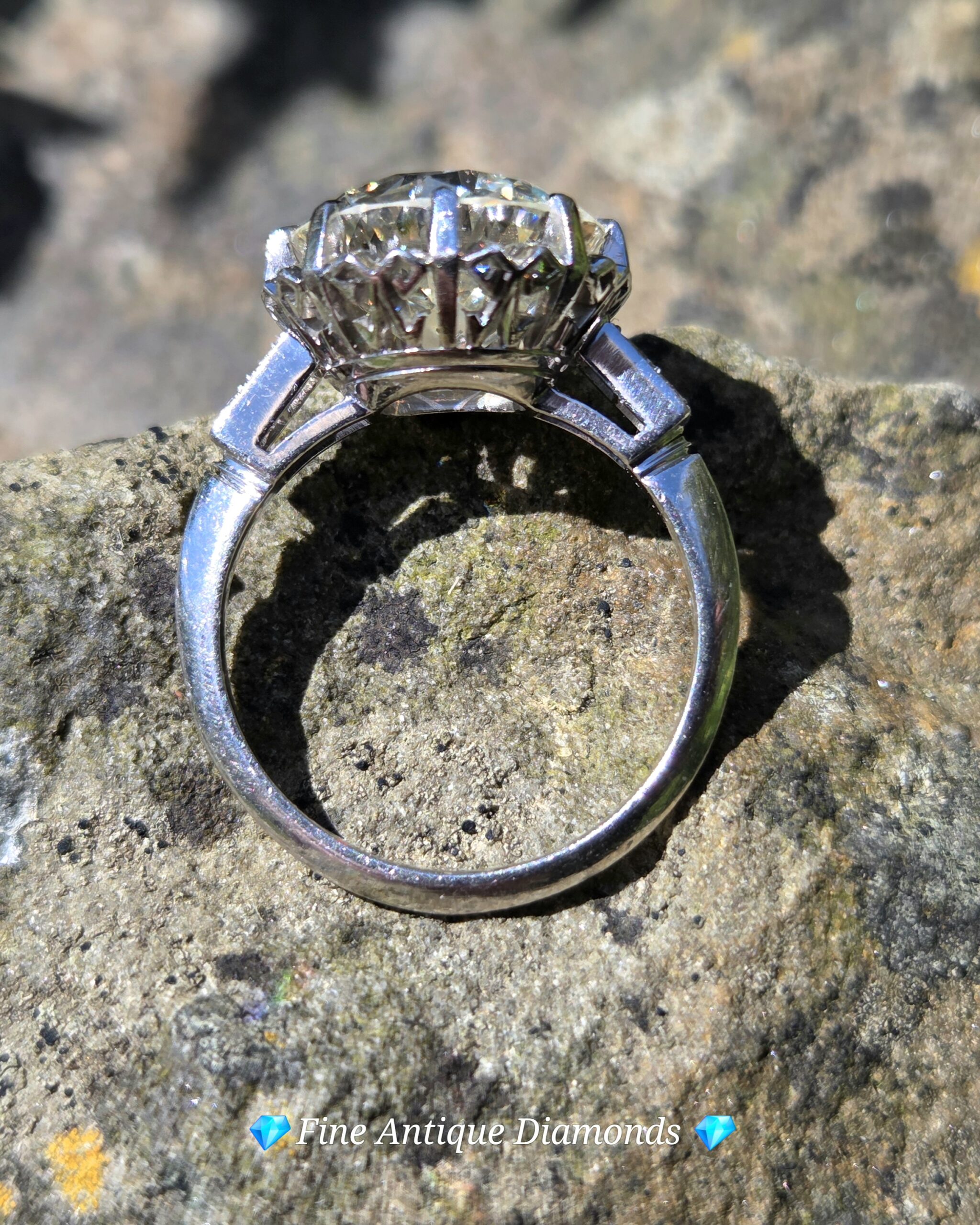 Investment piece. 5ct plus Old Transitional cut Diamondsolitaire. - Image 14