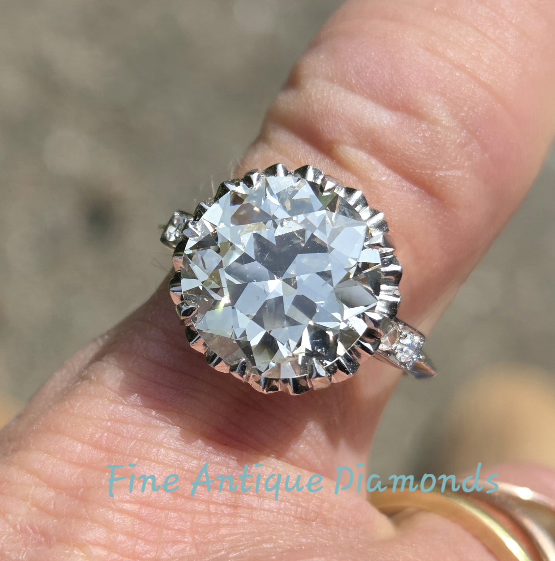 Investment piece. 5ct plus Old Transitional cut Diamondsolitaire. - Image 6
