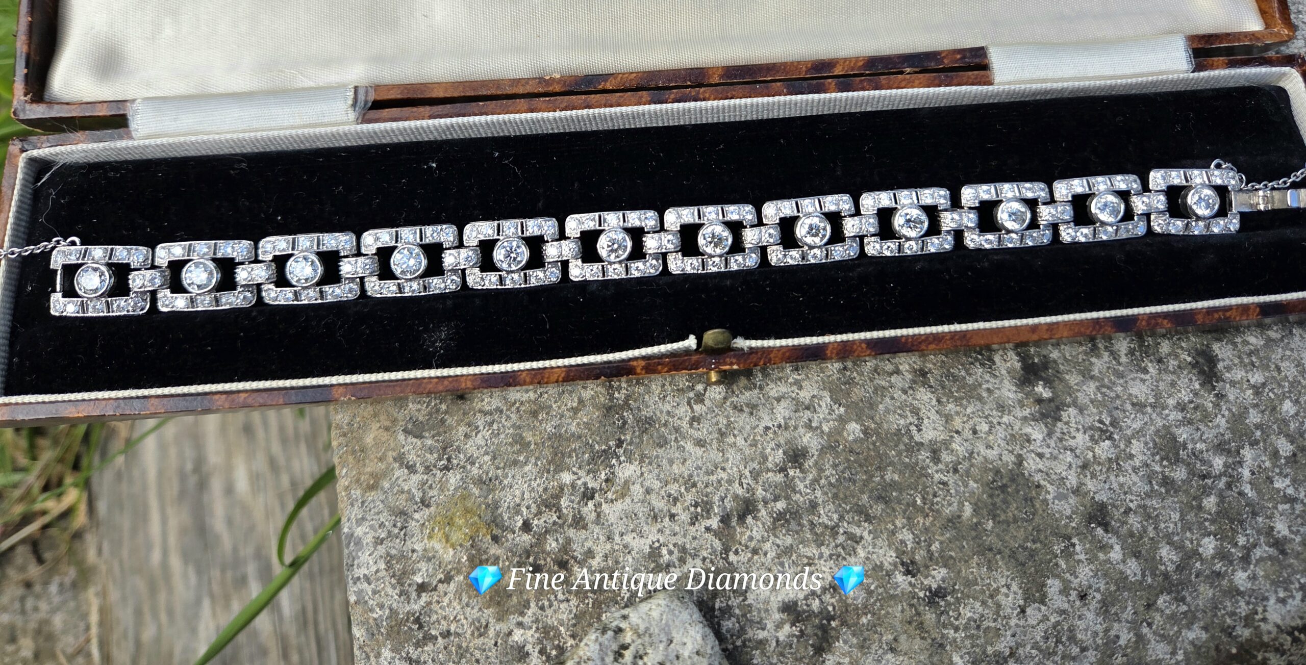 Antique Diamond bracelet. - Image 7