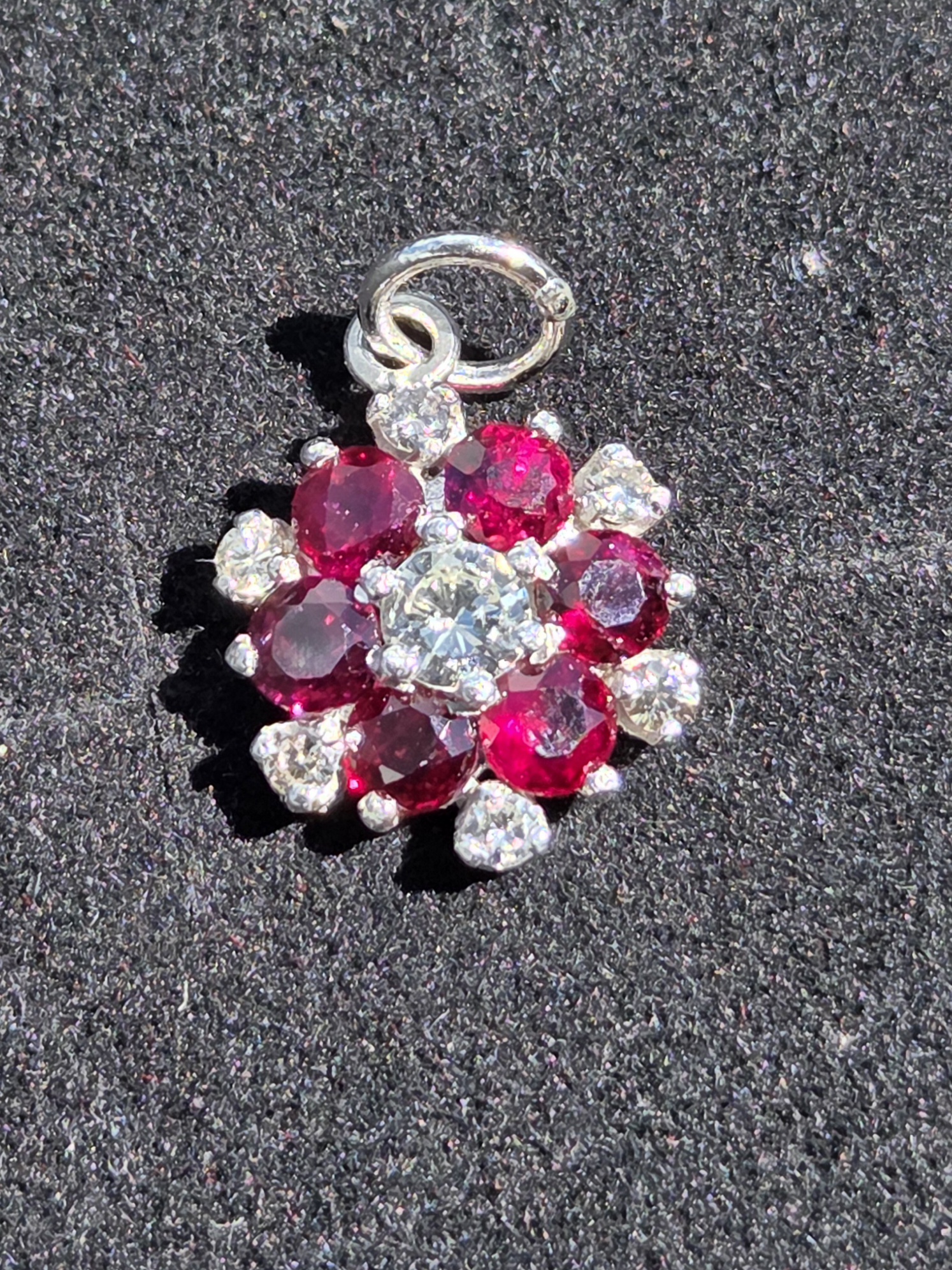 Stunning Ruby & Diamond Pendant - Image 4