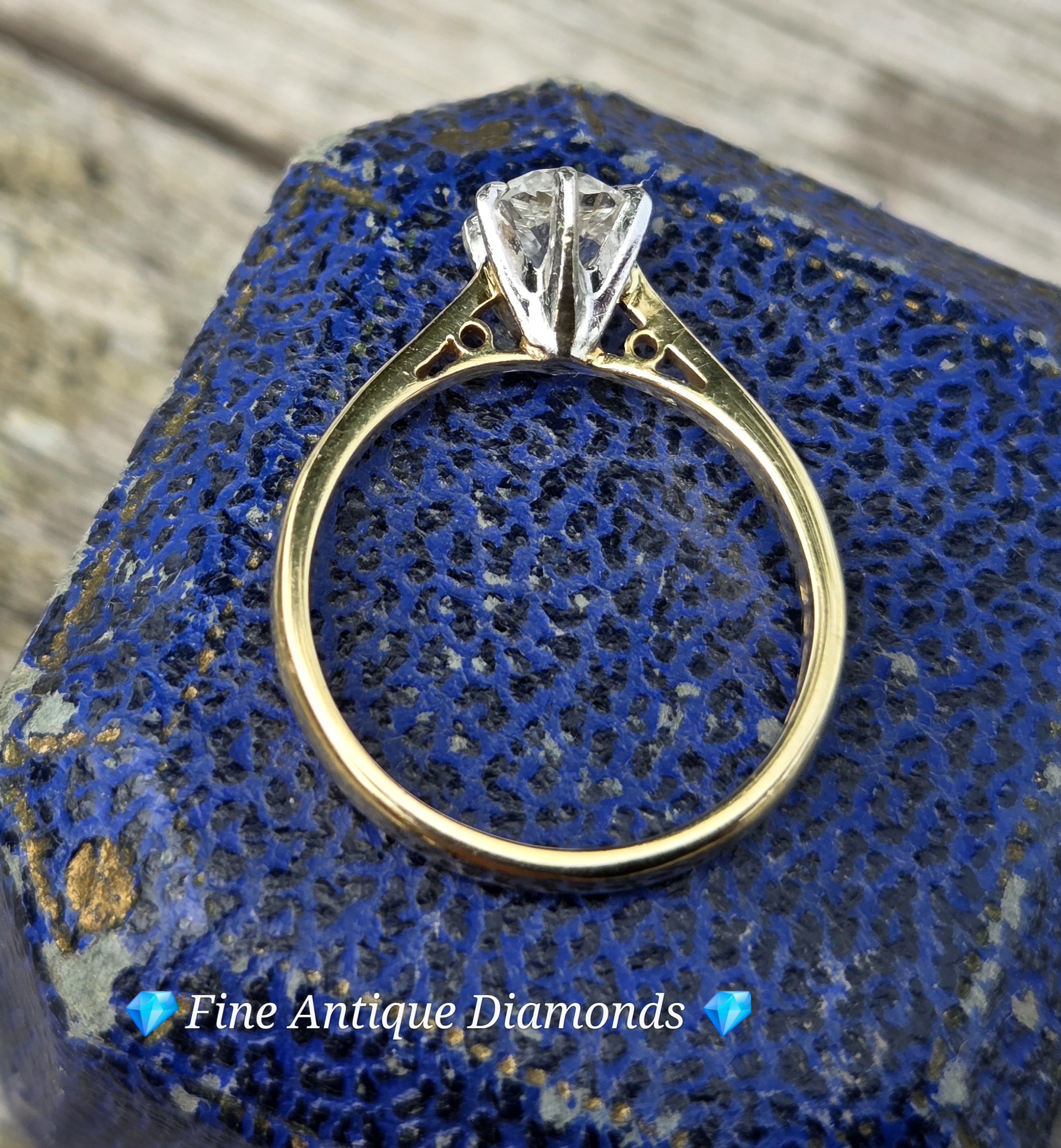 The most lovely Old Mine cut solitaire ring - Image 7