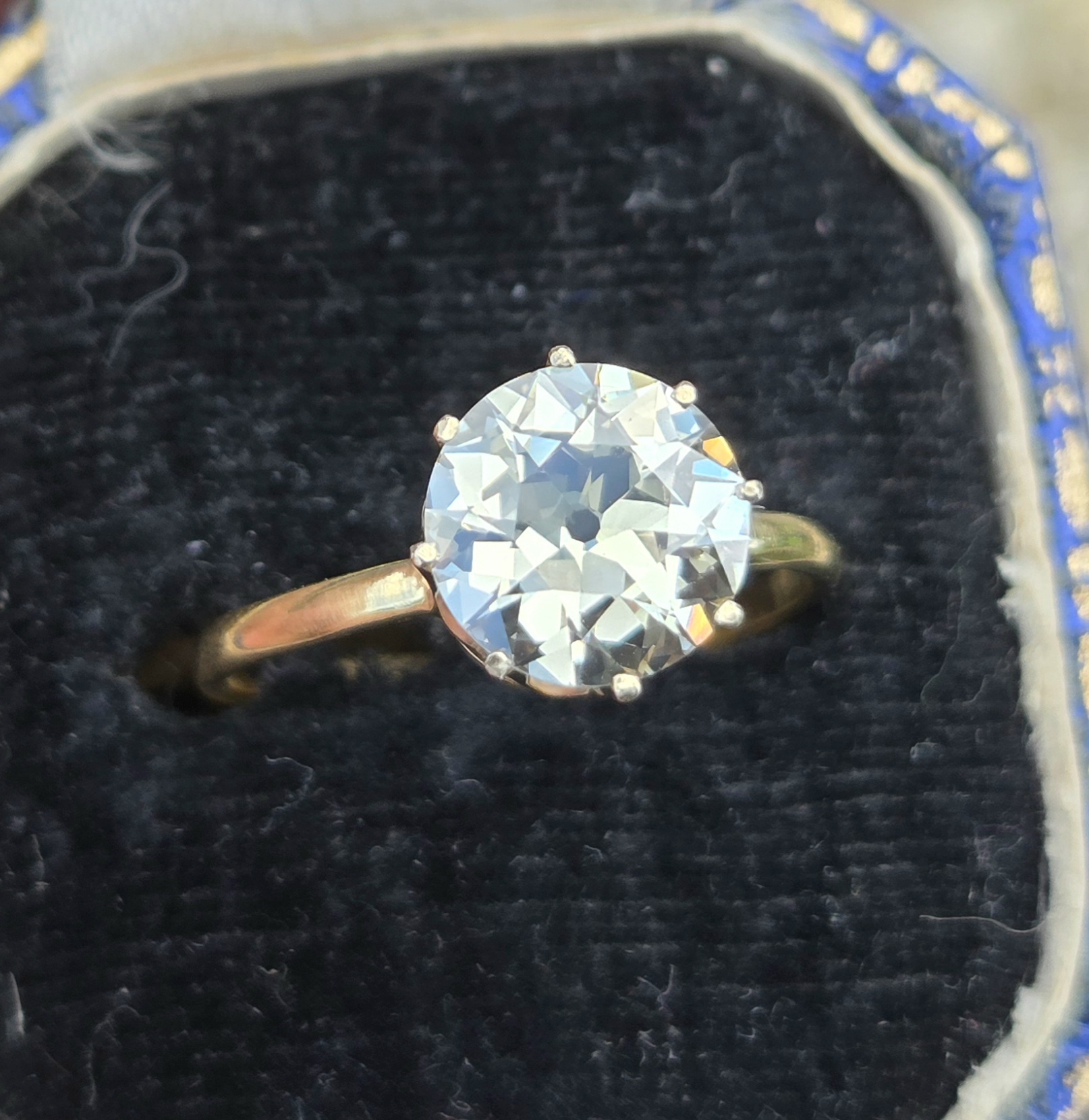 Top clarity Old European cut Solitaire. - Image 11