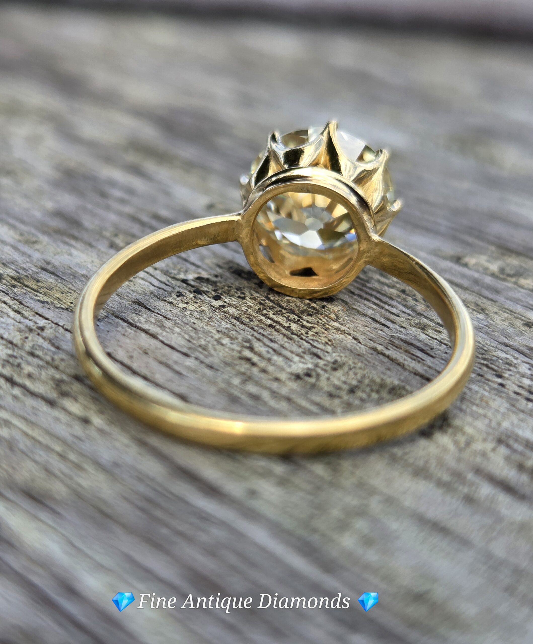 Top clarity Old European cut Solitaire. - Image 3