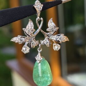 Natural Emerald & Old cut diamond pendant