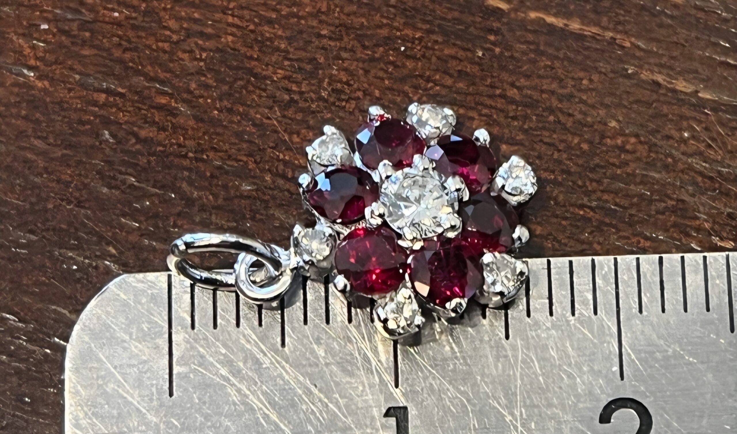 Stunning Ruby & Diamond Pendant - Image 7