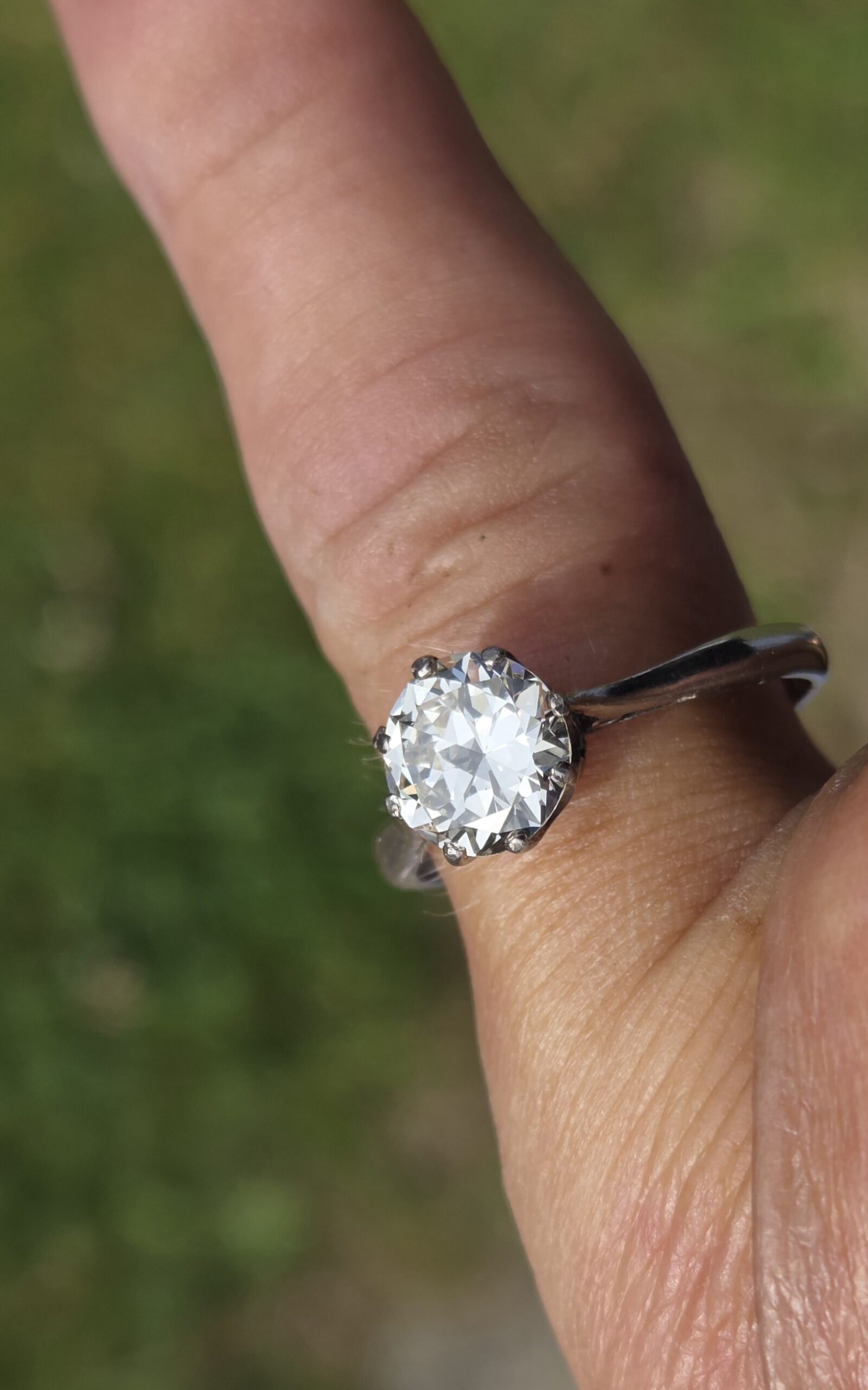 Stunning Transitional cut Diamond Solitaire - Image 5
