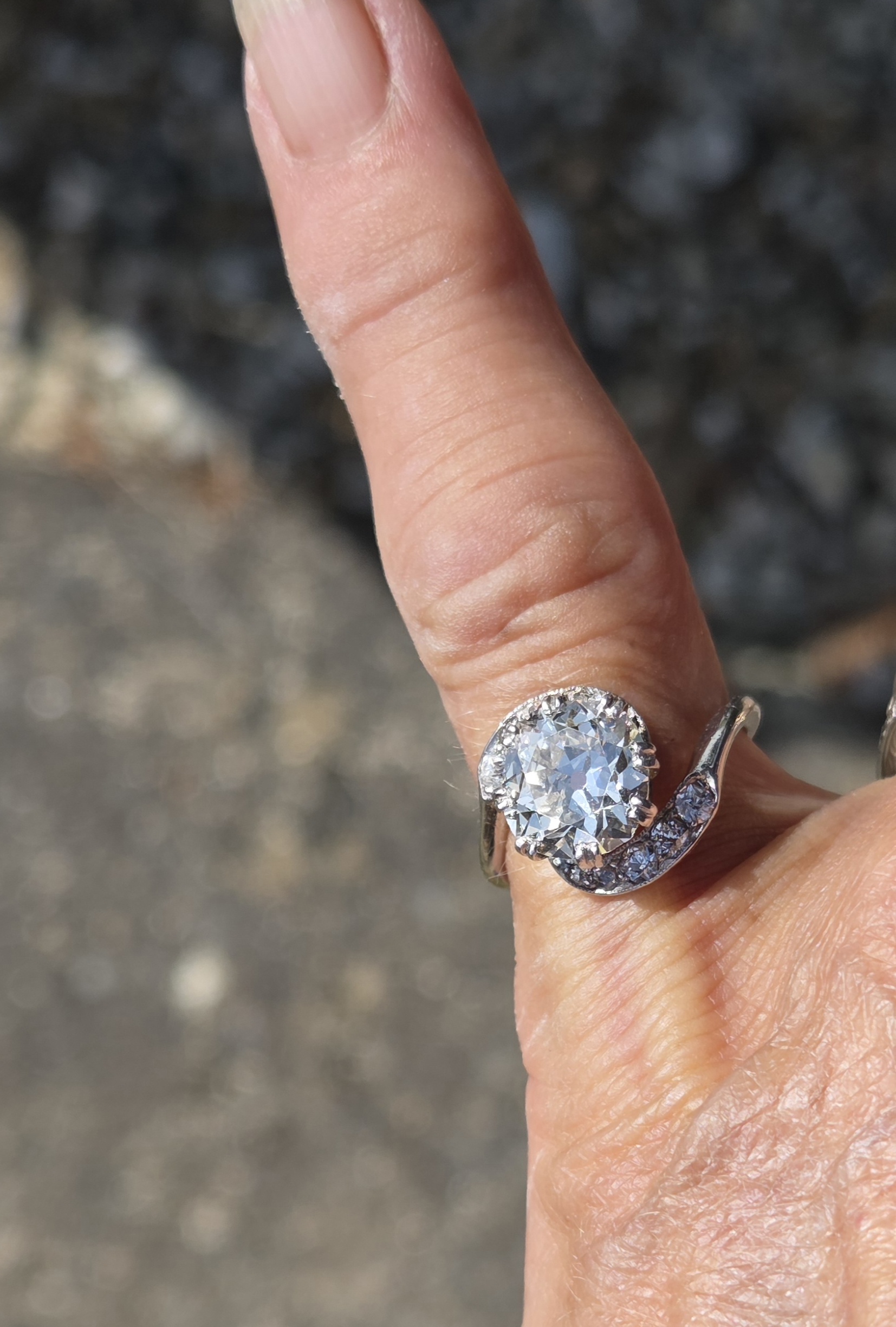 Fabulous 2ct + Old Mine cut solitaire - Image 7