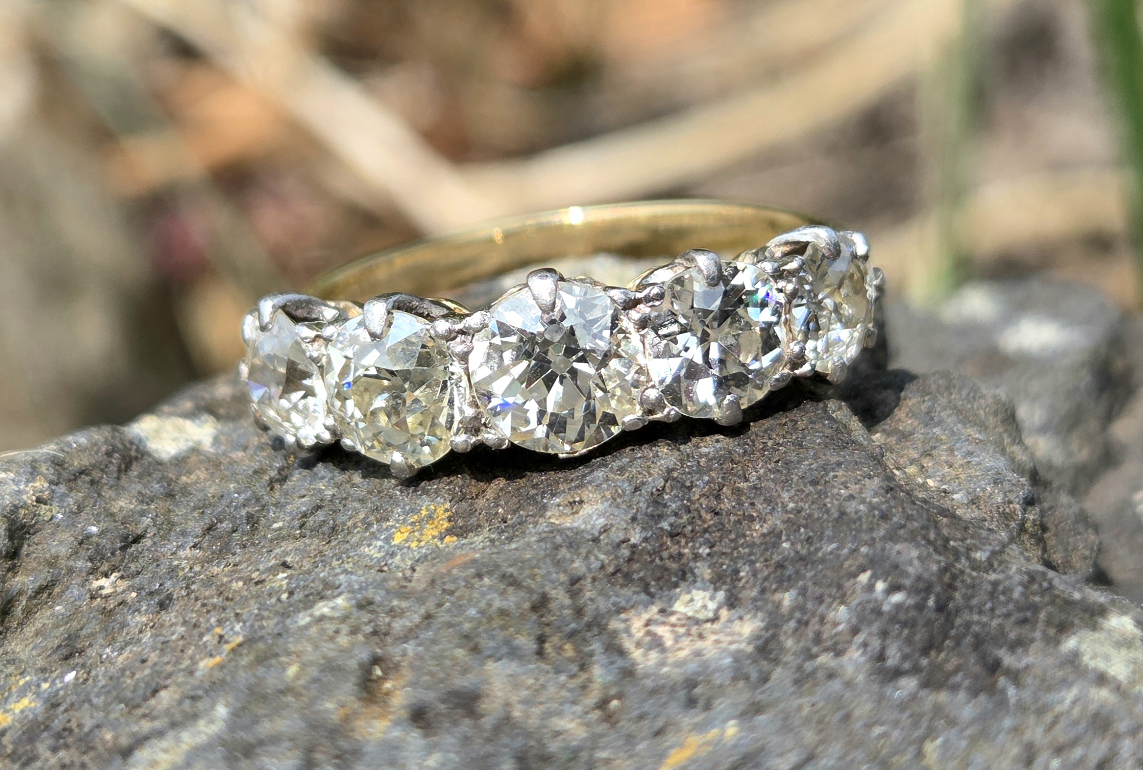 Top Quality Old cut Diamond 5 stone ring