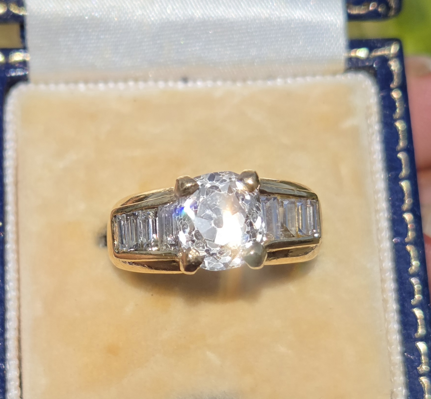 An incredible Old Mine cut Diamond Solitaire. - Image 9