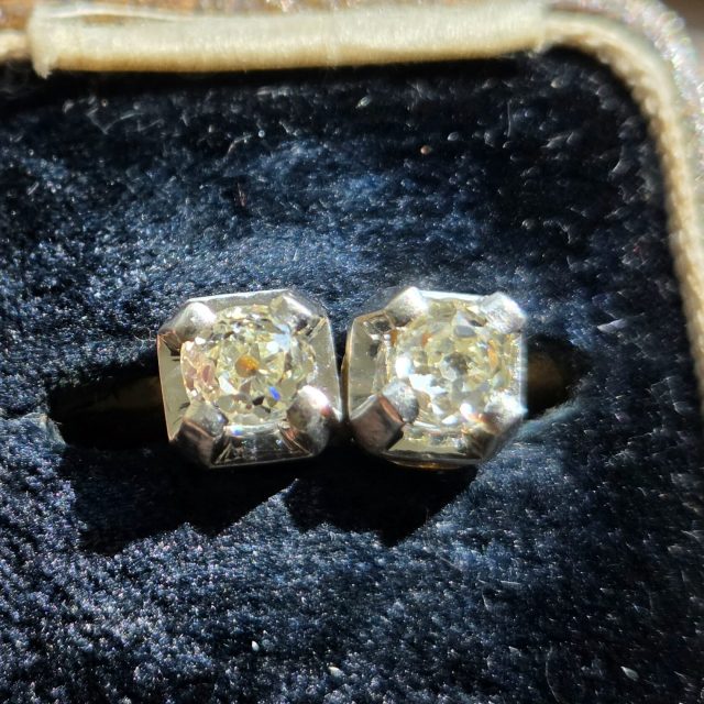 Gorgeous Old Mine cut Retro style studs