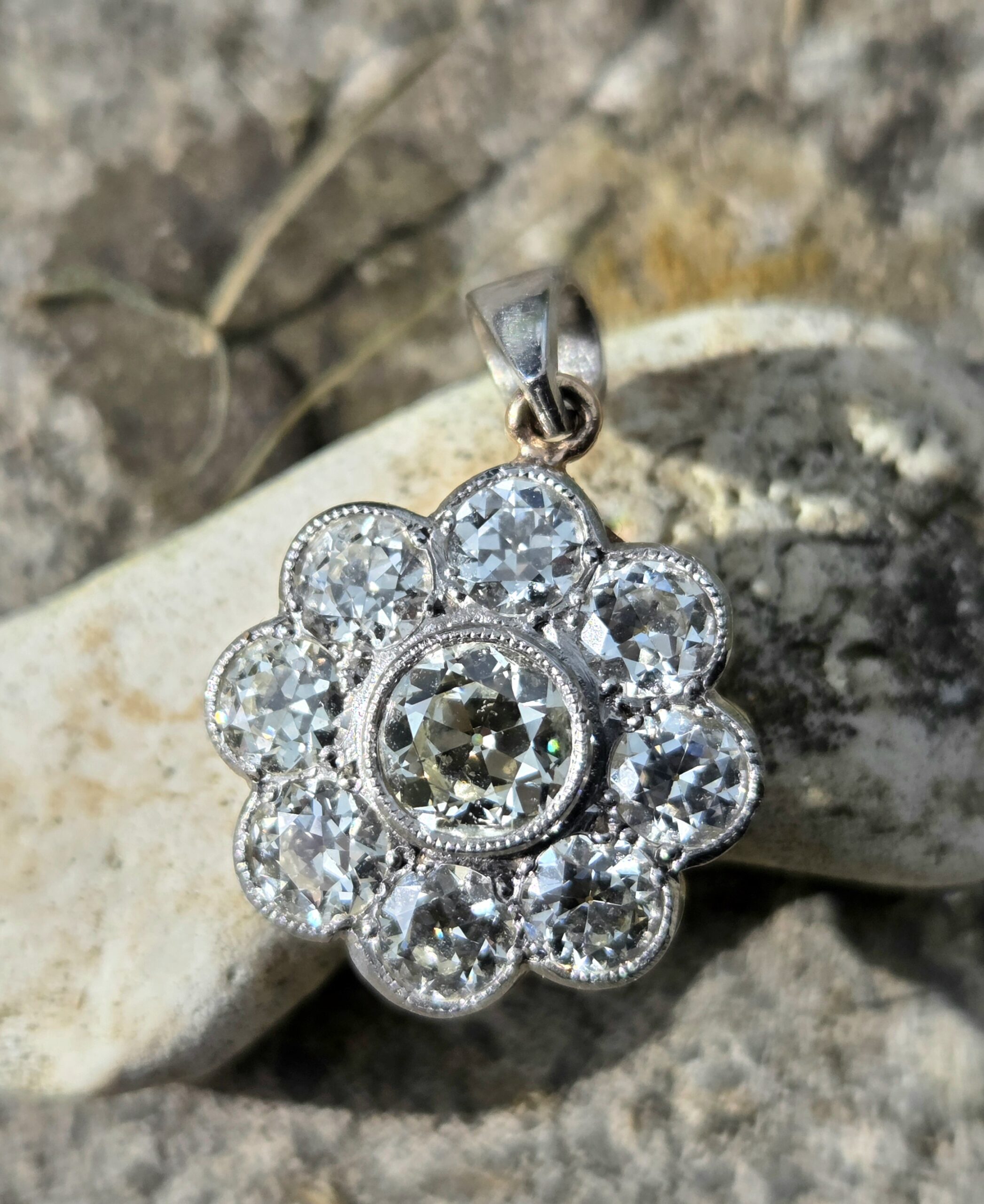Old European cut Diamond pendant - Image 7