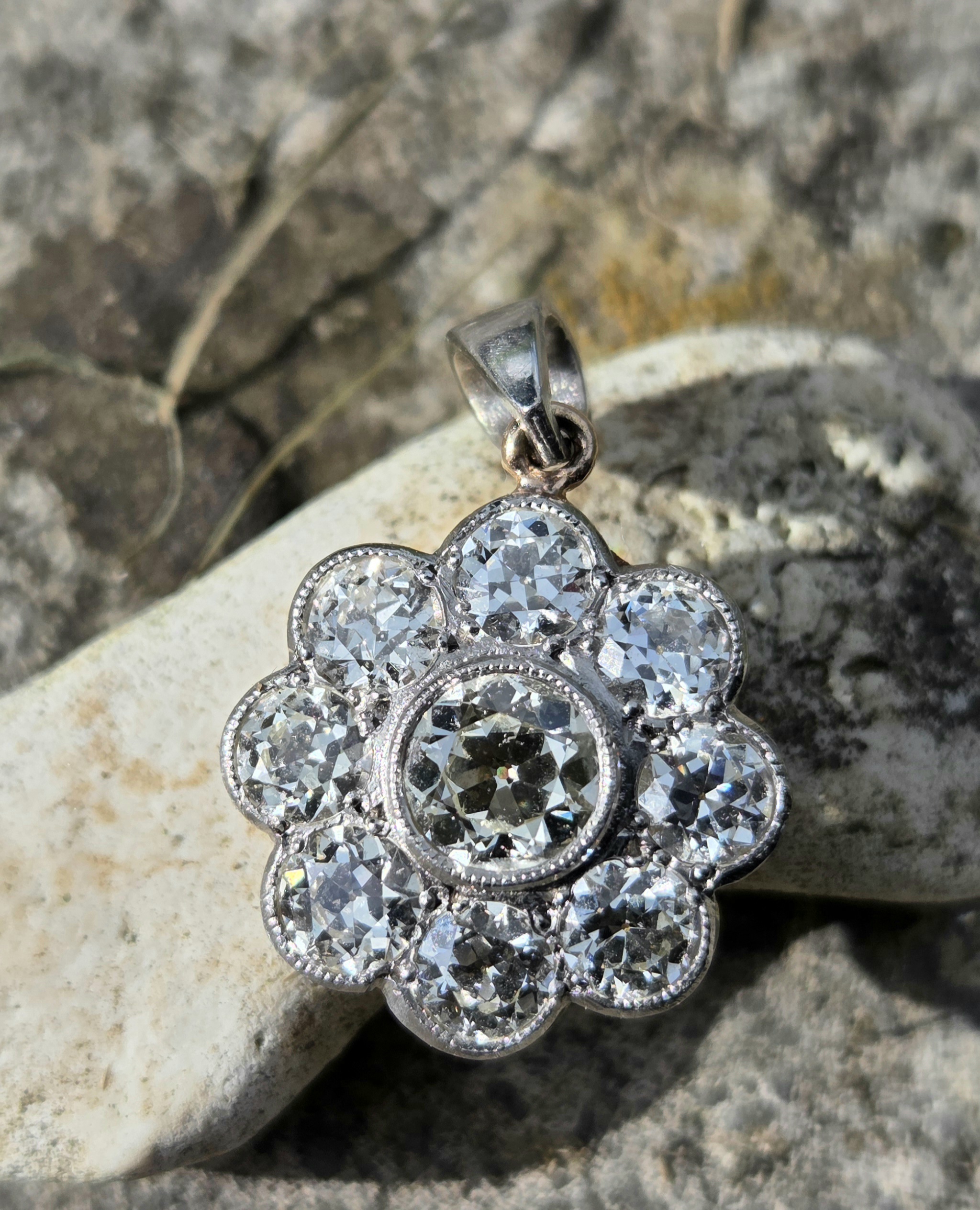Old European cut Diamond pendant - Image 9