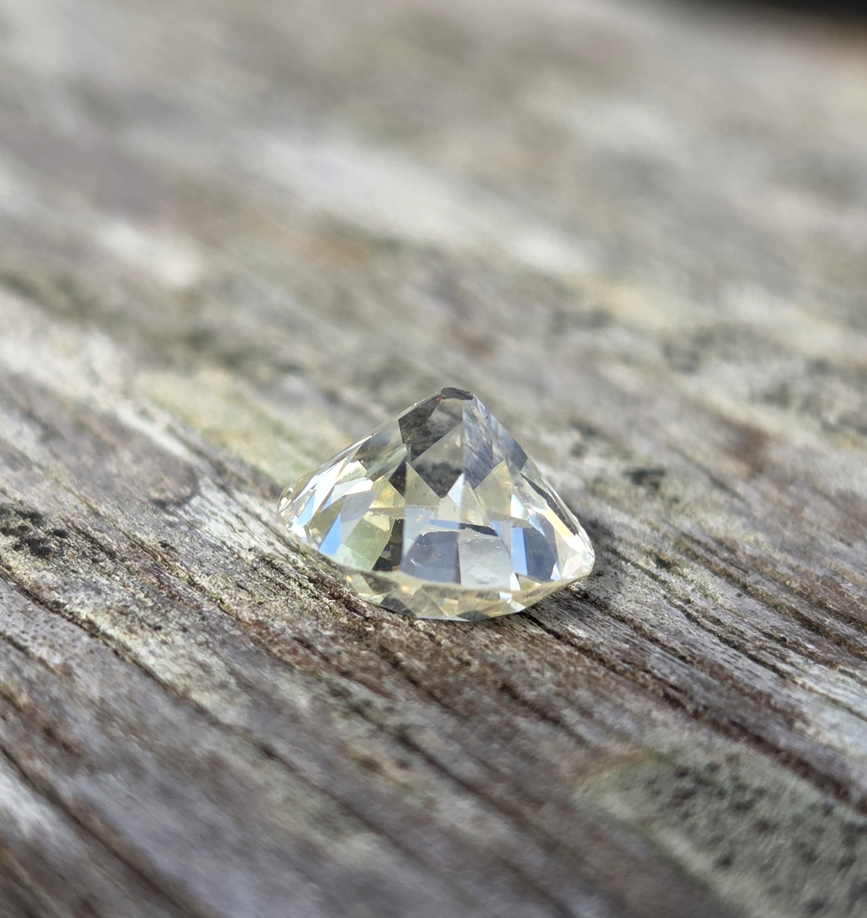 Almost 2ct! Ready to set or design. - Image 3