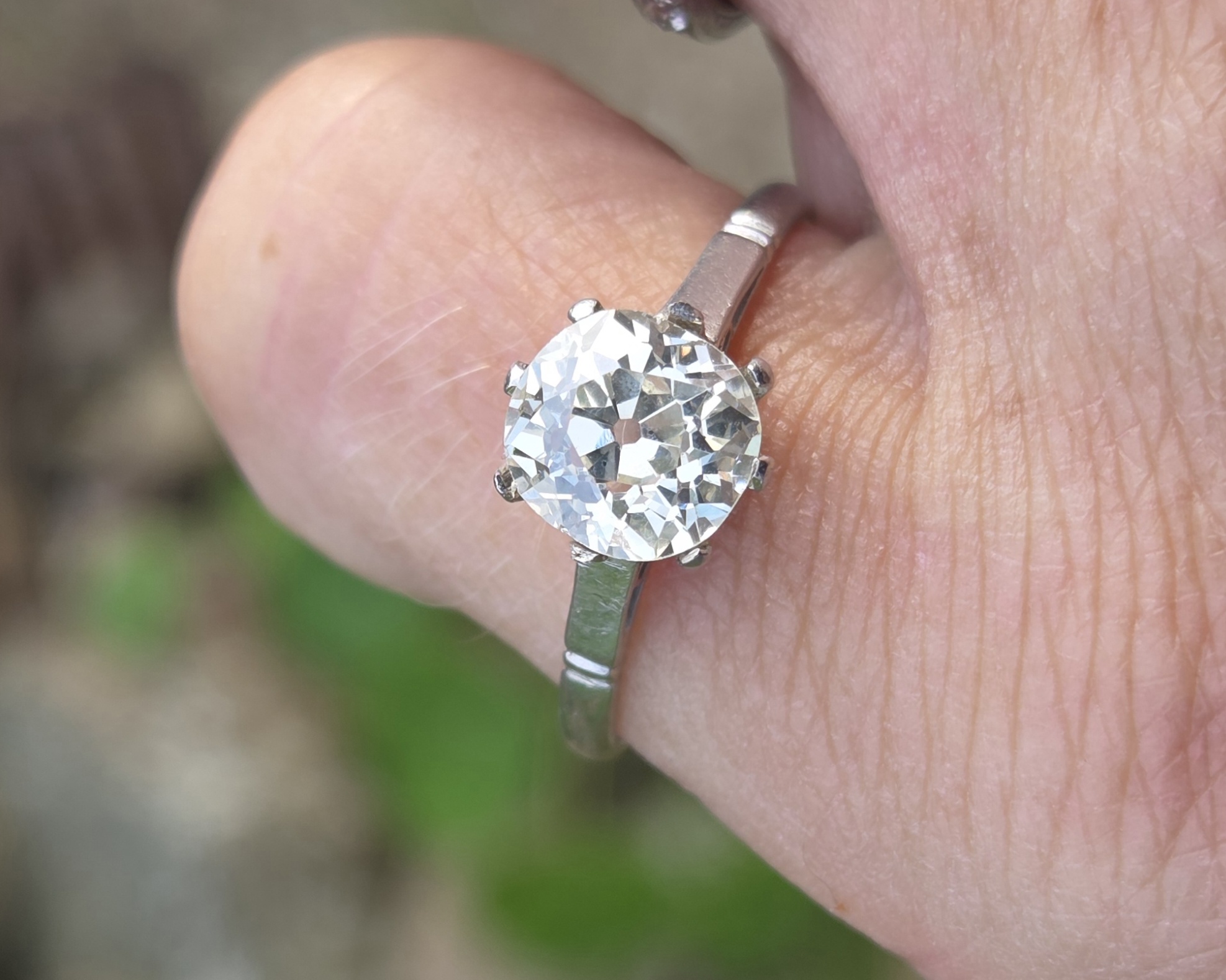 Almost 2ct! Ready to set or design. - Image 9