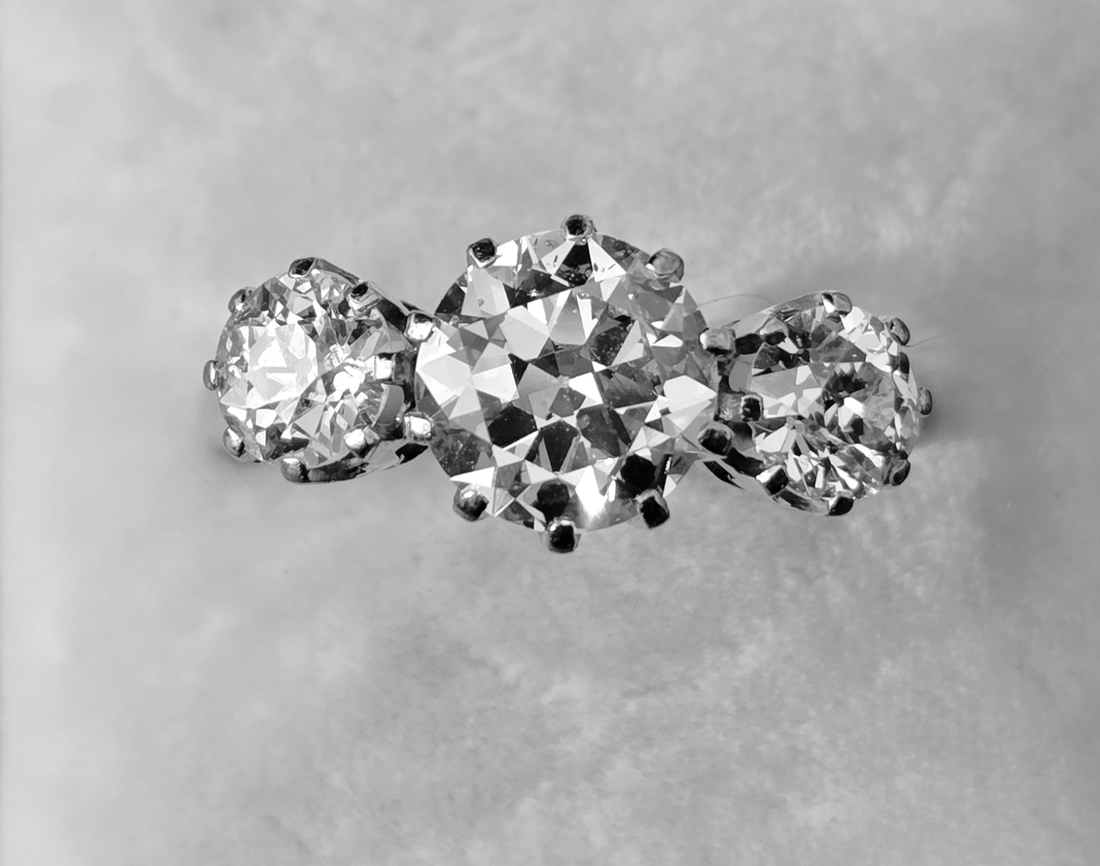 Wonderful 3ct Old cut Diamond Trilogy ring. - Image 10