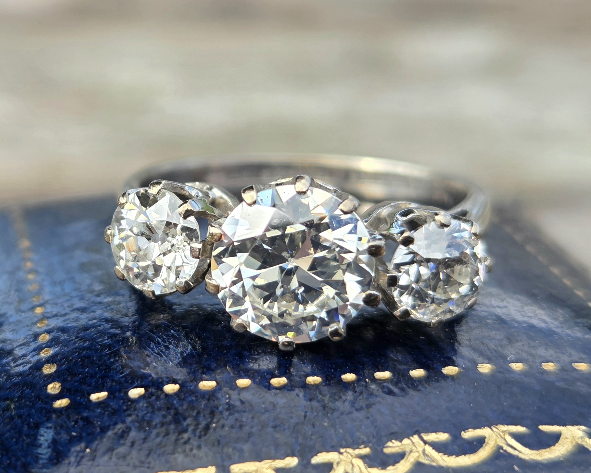 Wonderful 3ct Old cut Diamond Trilogy ring. - Image 6
